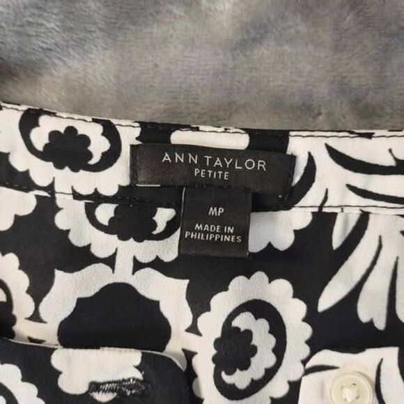 Elie Tahari Yellow Stretch Scoop Tank Top M/L Elevated Basics Layering Essential - Picture 2 of 10